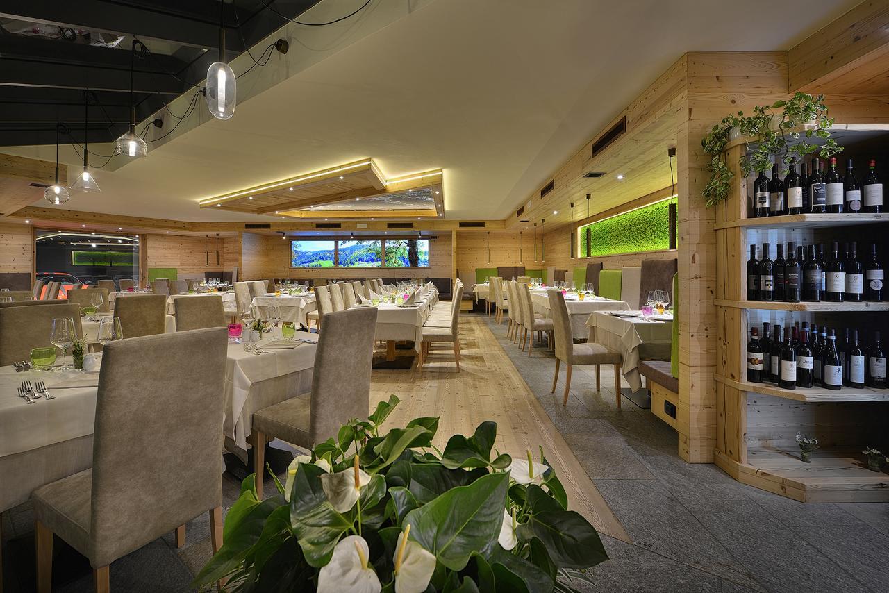 Sporthotel Rosatti Dimaro Exterior foto